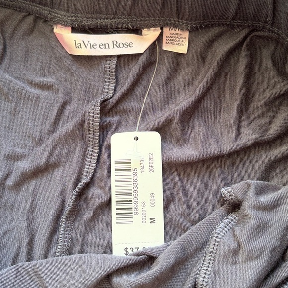 La Vie En Rose Lounge Set, Size M - Picture 5 of 9